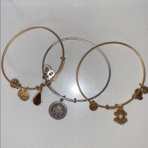 Alex and Ani Bundle - Picture 4 of 4
